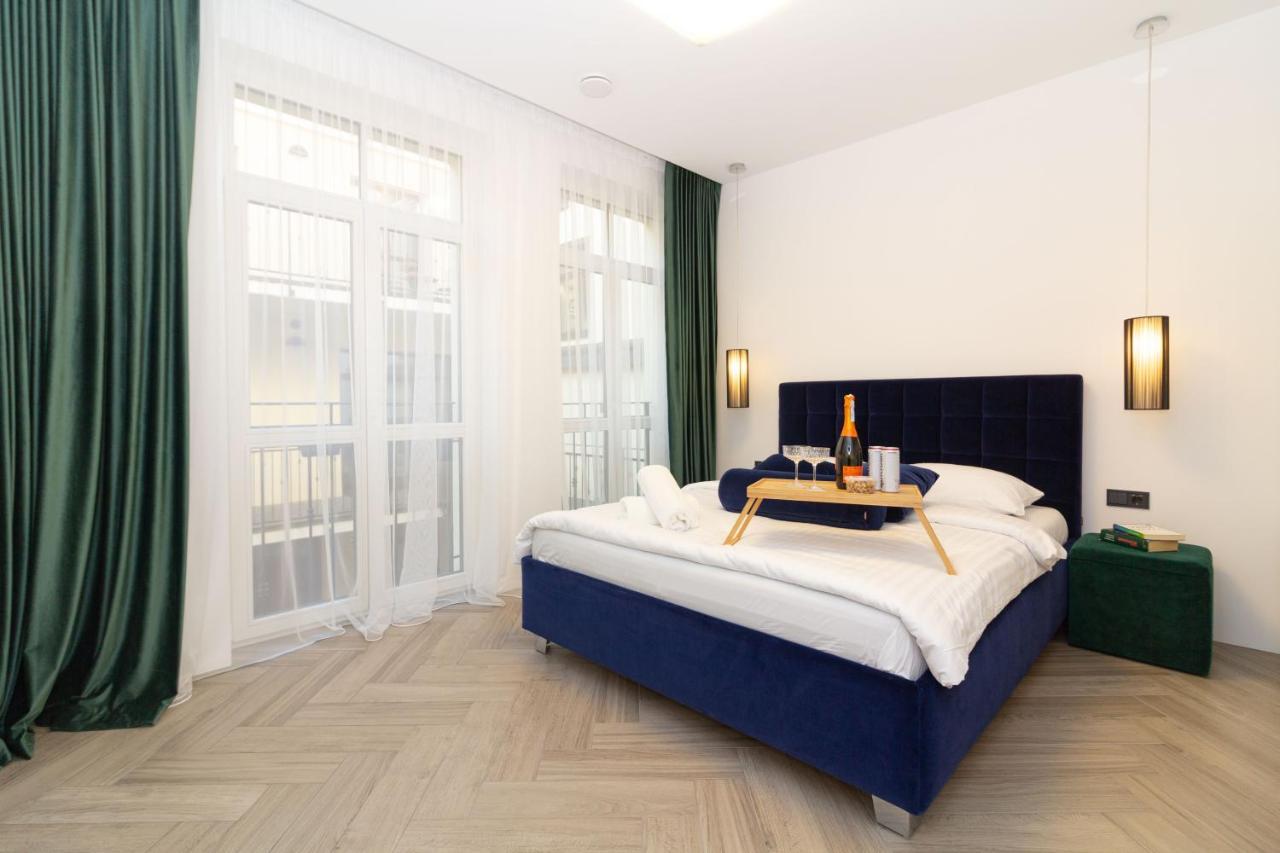 Cohost I Oldtown 60M2 Apt W-Garage Parking, Balcony & Self Check-In Vilnius Exterior photo