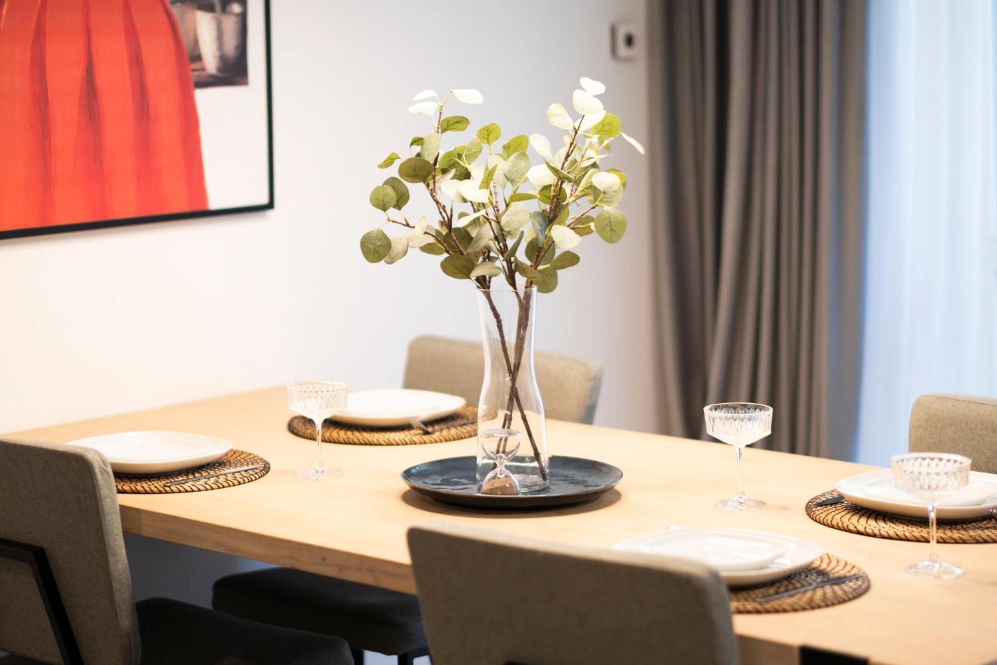 Cohost I Oldtown 60M2 Apt W-Garage Parking, Balcony & Self Check-In Vilnius Exterior photo